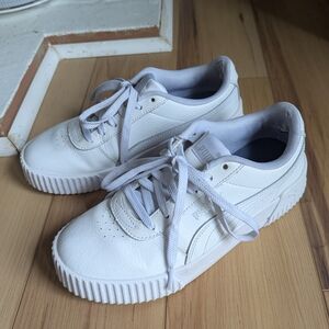 Puma Carina White Leather Sneakers - Size 7